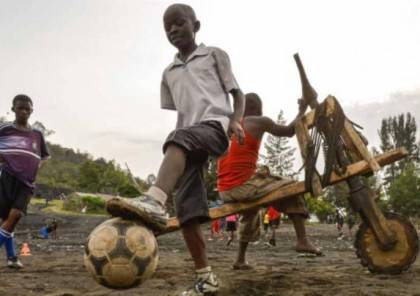 كرة القدم توقع آلاف الأطفال الأفارقة ضحايا "لتجار البشر"!