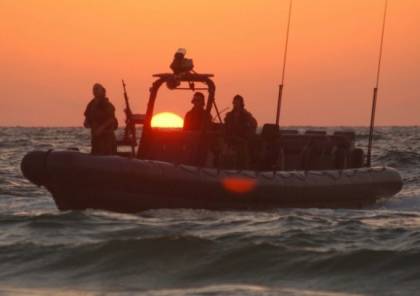 زوارق الاحتلال تستهدف مراكب الصيادين في قطاع غزة