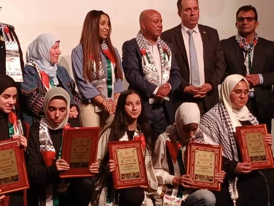 2DEFD886-7D3A-45D8-8C40-0884544BDCA7