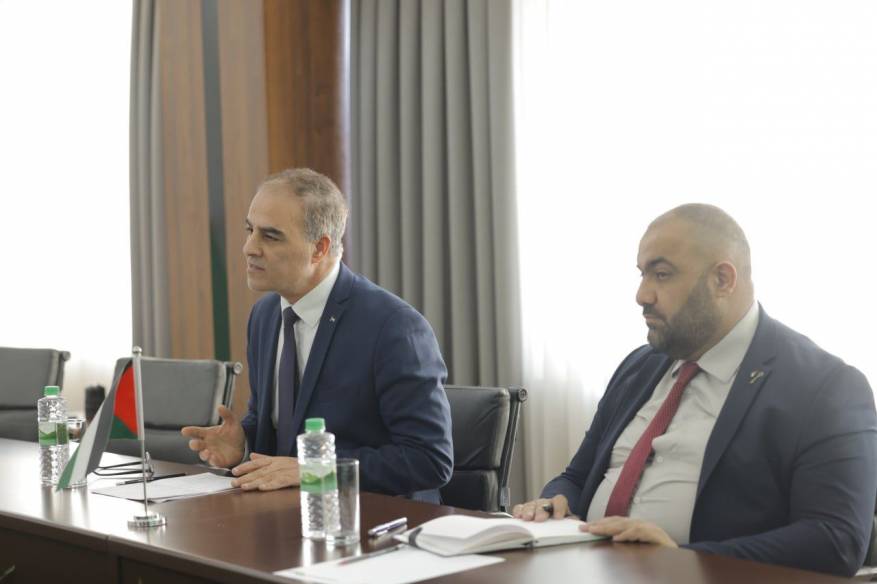 10a23e02-2ef7-47fb-bdd2-7525e77487d9