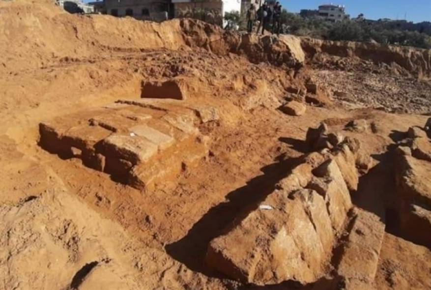 BC5CD0F4-9D3F-41F8-8FE0-A407477D8B06