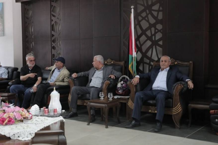 971AAE5F-F64C-4114-9469-B2B3C4A158CF