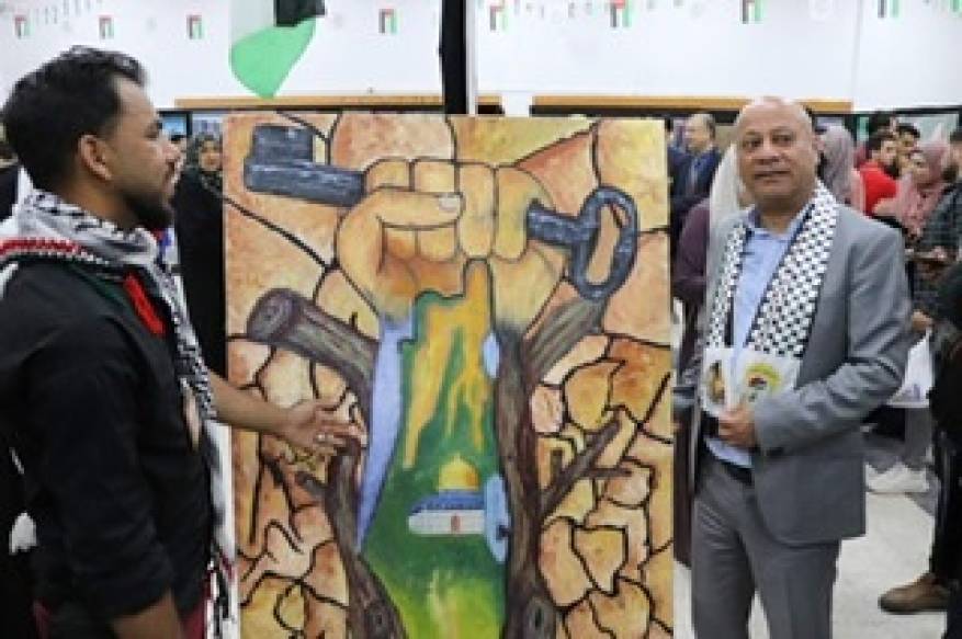 9E9ABB40-4A95-472B-B00F-3BEC6E918B27