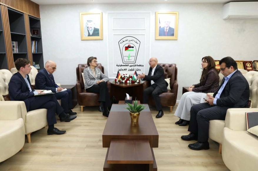 2b603bc8-4d88-4ced-82b3-ea18af5f4abb