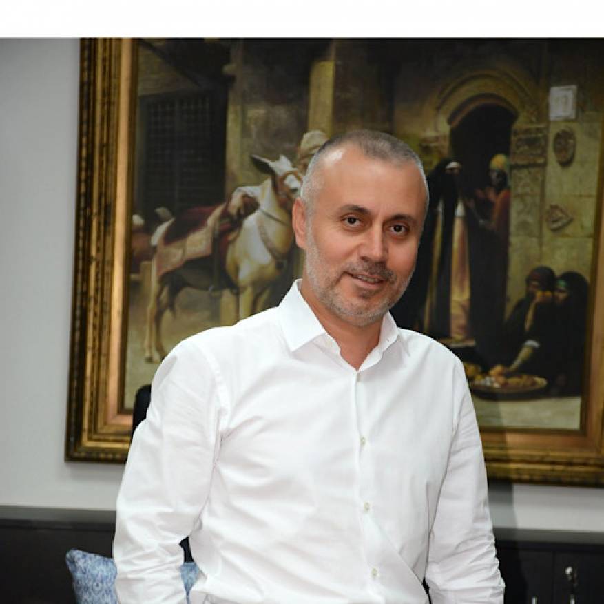 64890F2A-054A-4109-B3C3-0A066E11606C