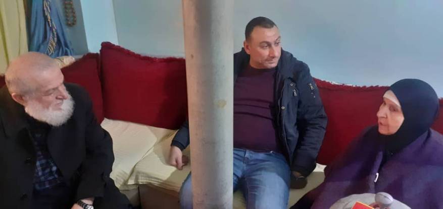 F42626AC-0B3C-4473-A542-917B28739C1A