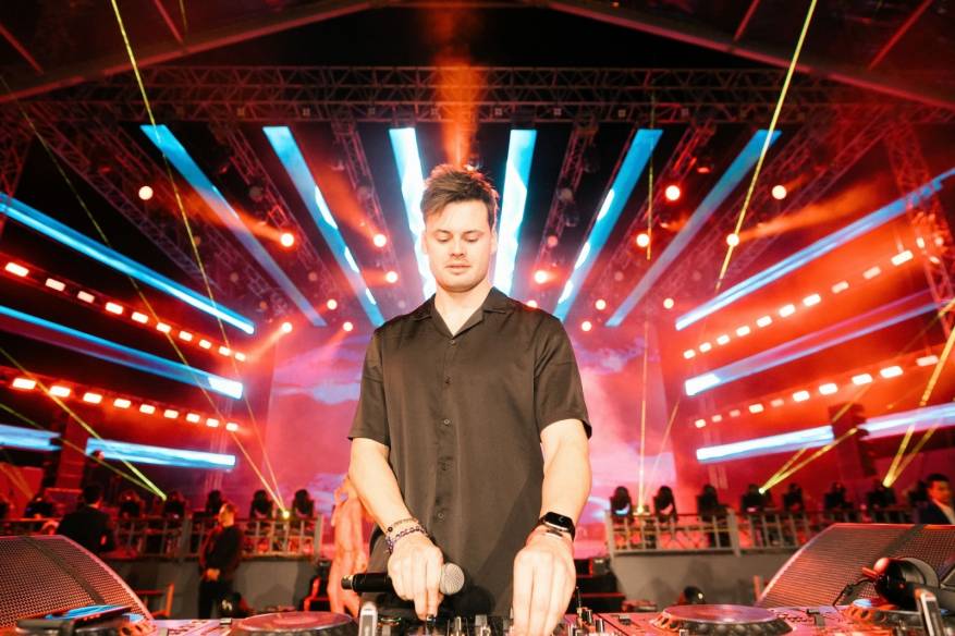 783451db-6c08-4767-9349-1429c1595552