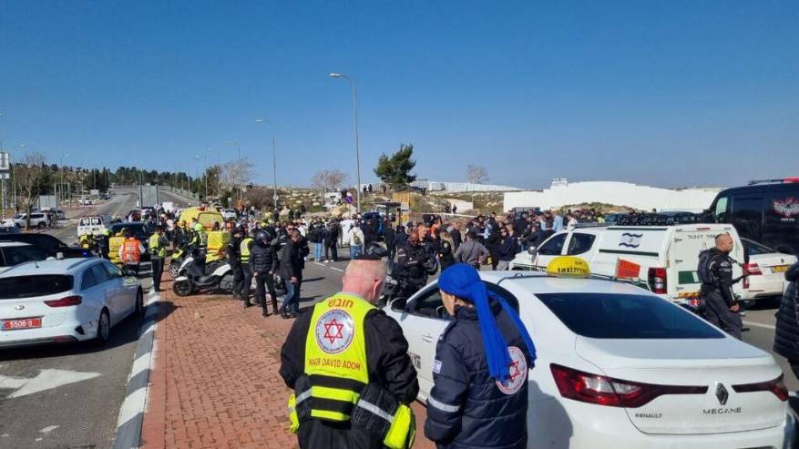 H1gGUG2Qai_0_0_1280_720_0_x-large