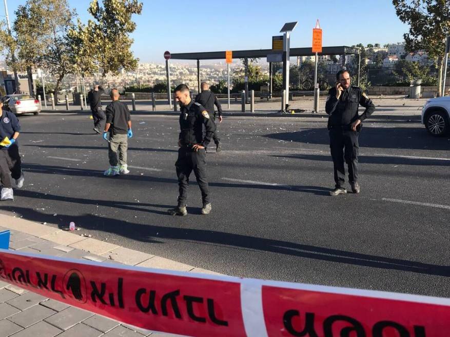 7BF625DF-B511-40A5-AF32-788EA06BAFC2