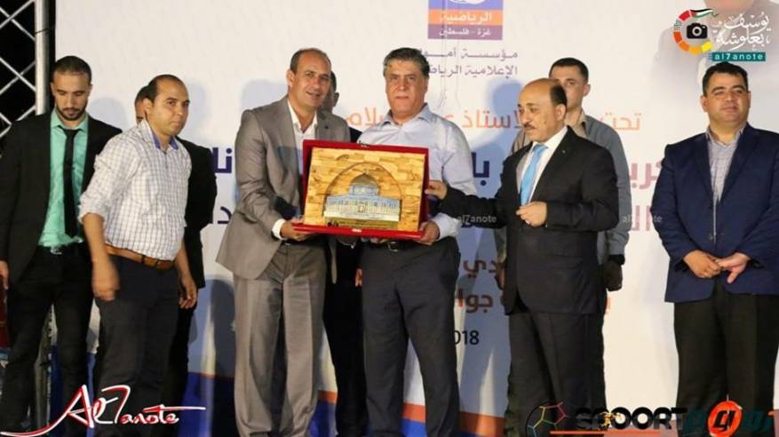 5280D06F-FCD4-4D80-8A2B-5AAFF806373F