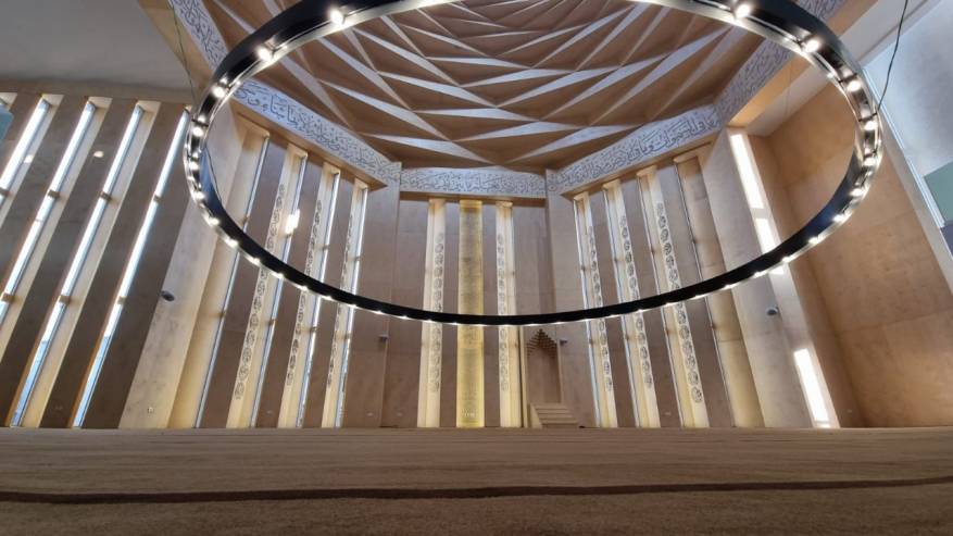 73FB55C5-2199-4BF9-9A34-256E64E93AE5