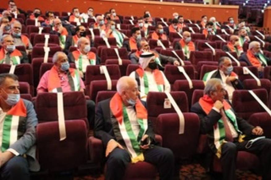 7B944CB3-4C62-479D-BD1D-B8EA40100680