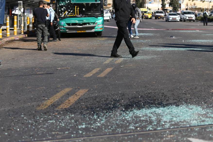 BJMVWCBjIi_0_0_3000_2000_0_x-large