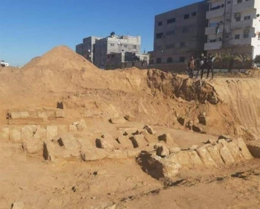 A65761AA-B56E-494D-BA87-B4F000556566