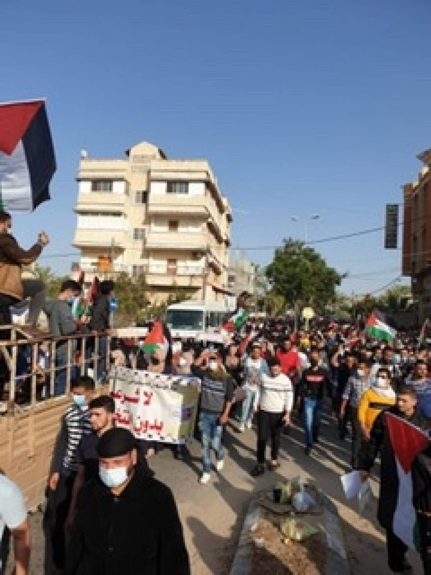 488F2651-6D4D-4B75-9F6F-AFBF0618C21C