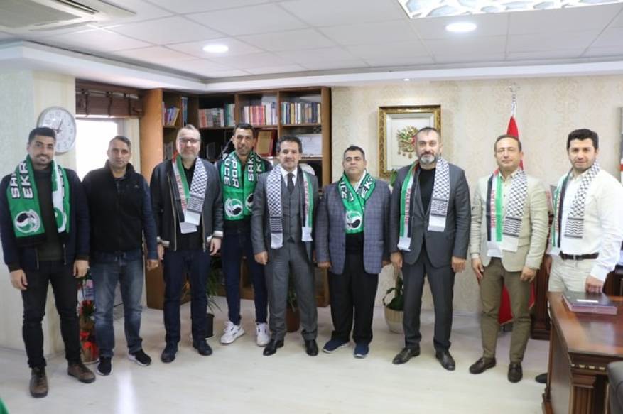 B72F3023-FF89-4A16-823A-642F9A522E92