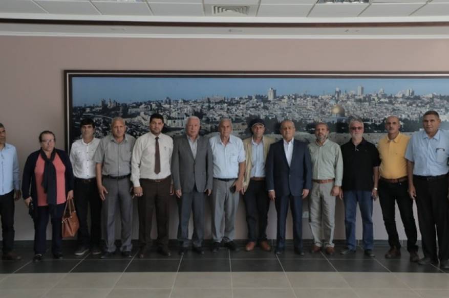 EC98238B-9C0E-44E2-9208-A087CBEA71A4