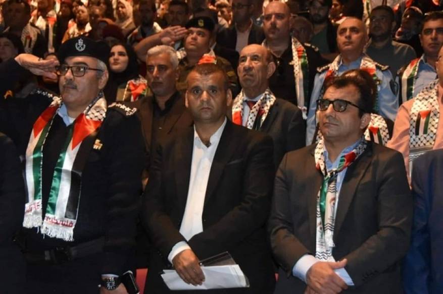 A3E7C092-F211-49CF-8B90-3766E5FC14A6