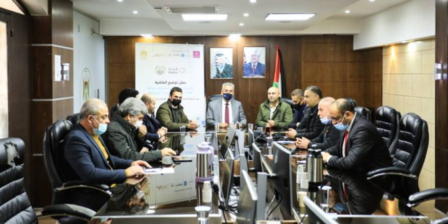 C87493DD-009E-40A5-88D6-EFA6D048850A