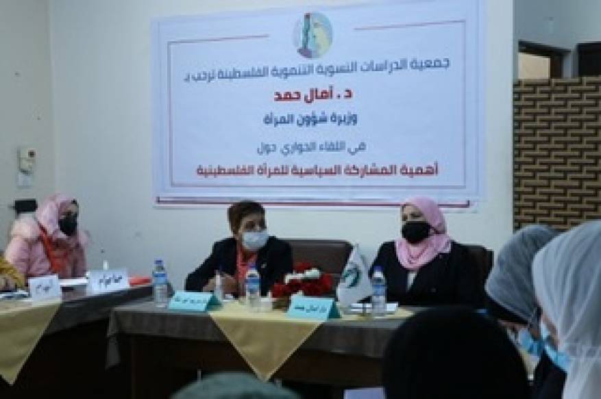 53ED2825-45EA-4CE3-A3B5-610E668FFC7F