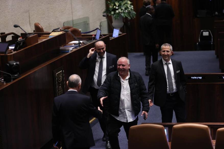 HynmOxjFi_0_0_3000_2000_0_x-large