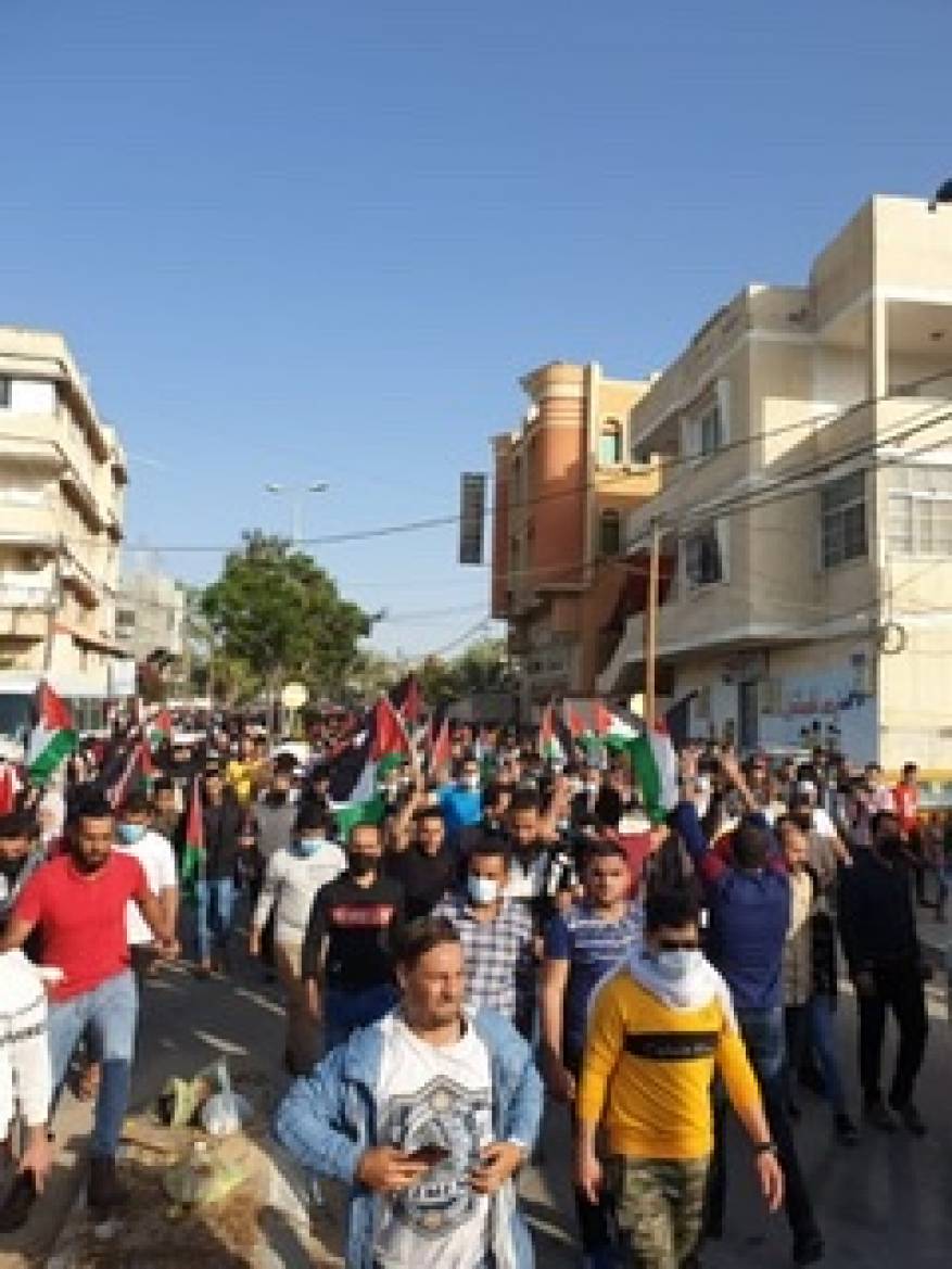 9E61760B-471B-4396-8462-C03B60C9629B