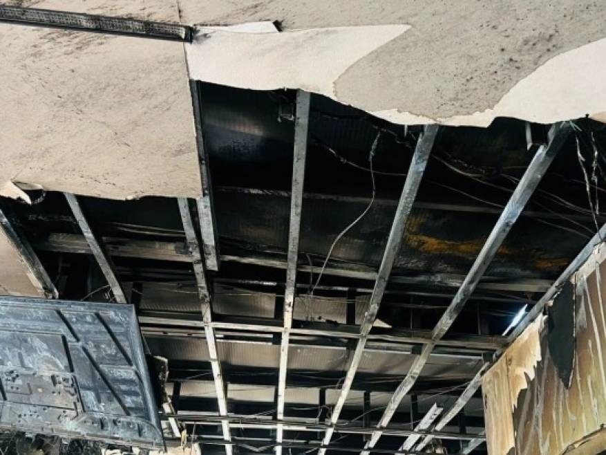 مستوطنون يحرقون مطعما جنوب نابلس