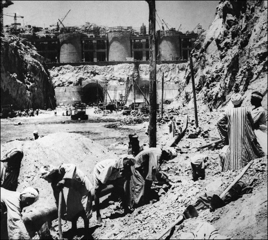 بناء السد العالي