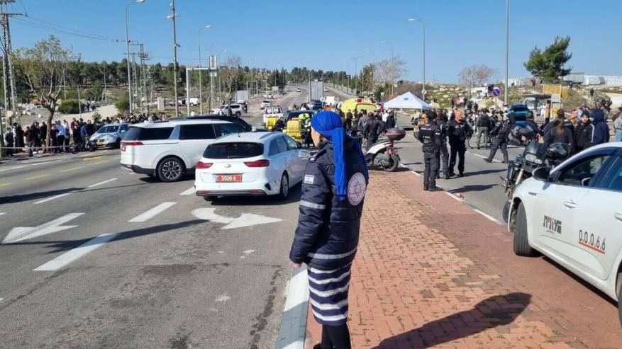 r1zLf3Qpo_0_0_1280_720_0_x-large