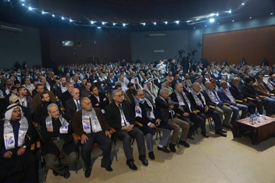 499DE09D-69F9-4AFD-A444-D675E7447C40