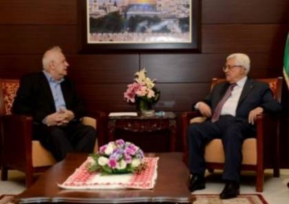 الرئيس عباس يلتقي رئيس لجنة الانتخابات المركزية