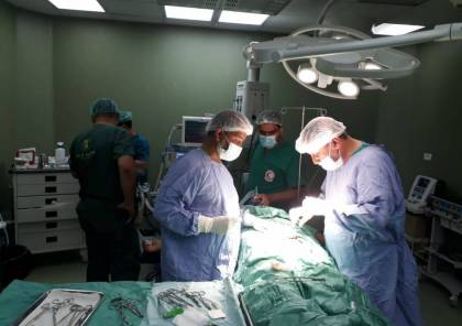غزة: مجمع ناصر الطبي يجري عملية أوعية دموية معقدة بنجاح