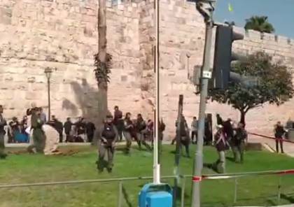 بالفيديو: إصابة 3 مستوطنين بعملية طعن في القدس المحتلة