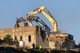 الاحتلال يهدم منزلا قيد الإنشاء في دير عمار غرب رام الله