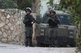 4 إصابات برصاص الاحتلال خلال اقتحام "عقبة جبر" في أريحا واعتقالات واسعة بالضفة فجر اليوم 