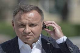 رئيس بولندا يتعرض لخدعة من العيار الثقيل