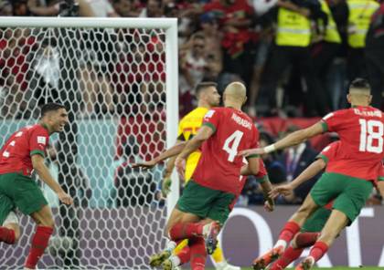 شاهد: لقطة للاعبي المغرب بعد فوزهم على إسبانيا تشعل مواقع التواصل