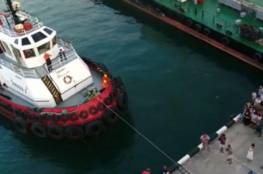 فيديو.. أمريكي يسحب قاربًا يبلغ وزنه 220 طنًا بإصبعه