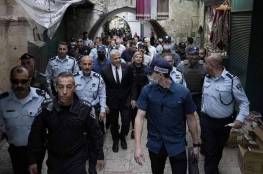 حماس تعقب على اقتحام لبيد منطقة باب العمود
