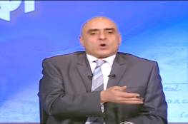 شاهد: اعلامي مصري يهاجم الفلسطينيين ويصفهم بـ” الأنجاس بايعين الارض"