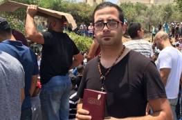 القدس المحتلة : مسيحي و مسلم يد واحدة 