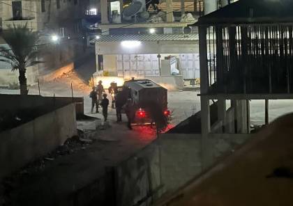 إصابة 10 مواطنين بالرصاص واعتقال 14 آخرين خلال اقتحام مخيم عقبة جبر (صور وفيديو)