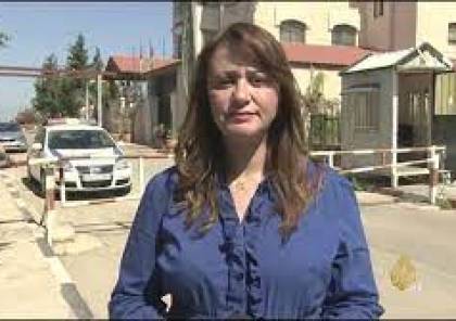 الإعلامي الحكومي بغزة يُدين اعتقال الصحفية حيفارا البديري 