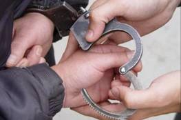 القبض على ثلاثة متهمين بسرقة مصاغ ذهبي من شقة بنابلس