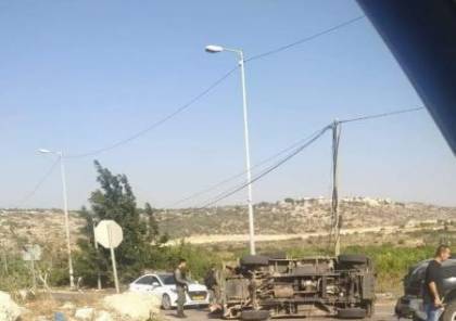 إصابة 4 جنود إسرائيليين بإنقلاب مركبة عسكرية قرب قلقيلية