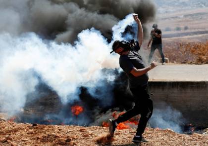 عشرات الإصابات خلال مواجهات مع الاحتلال في الضفة الغربية 