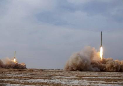 إيران تختبر صواريخ باليستية لإصابة أهداف بحرية