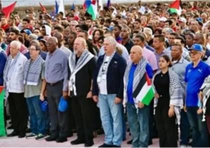 رئيس كوبا يقود مظاهرة حاشدة للتضامن مع غزة (شاهد)