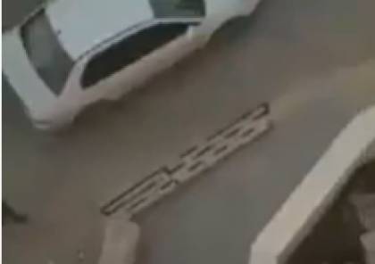 فيديو مرعب : شاب يدهس شقيقه داخل قرية المدية غرب رام الله بسبب خلاف عائلي