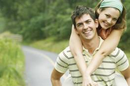12 نصيحة سرية من أسعد الأزواج في العالم